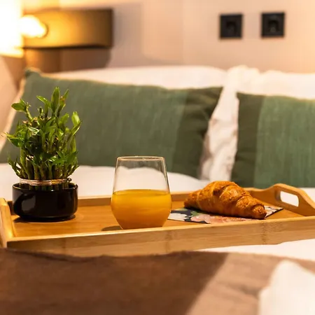 Astoria Loft Elite Free Parking,wifi,ac,elevator